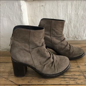 Suede Booties sz7